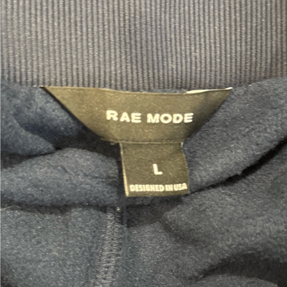 Rae Mode Navy Blue Athletic Skort with Zipper Pockets Large New without Tags - Picture 3 of 3